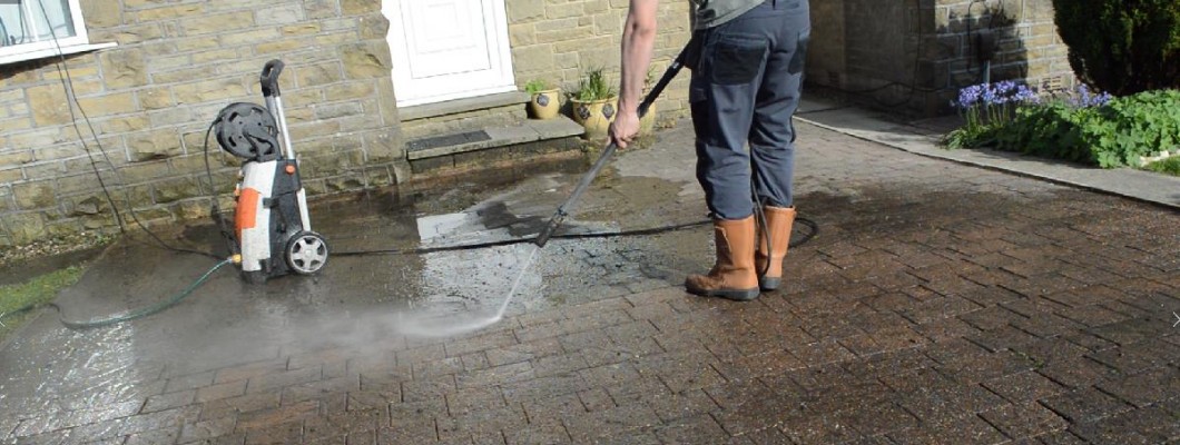 How to Pressure Wash a Block Paving Driveway